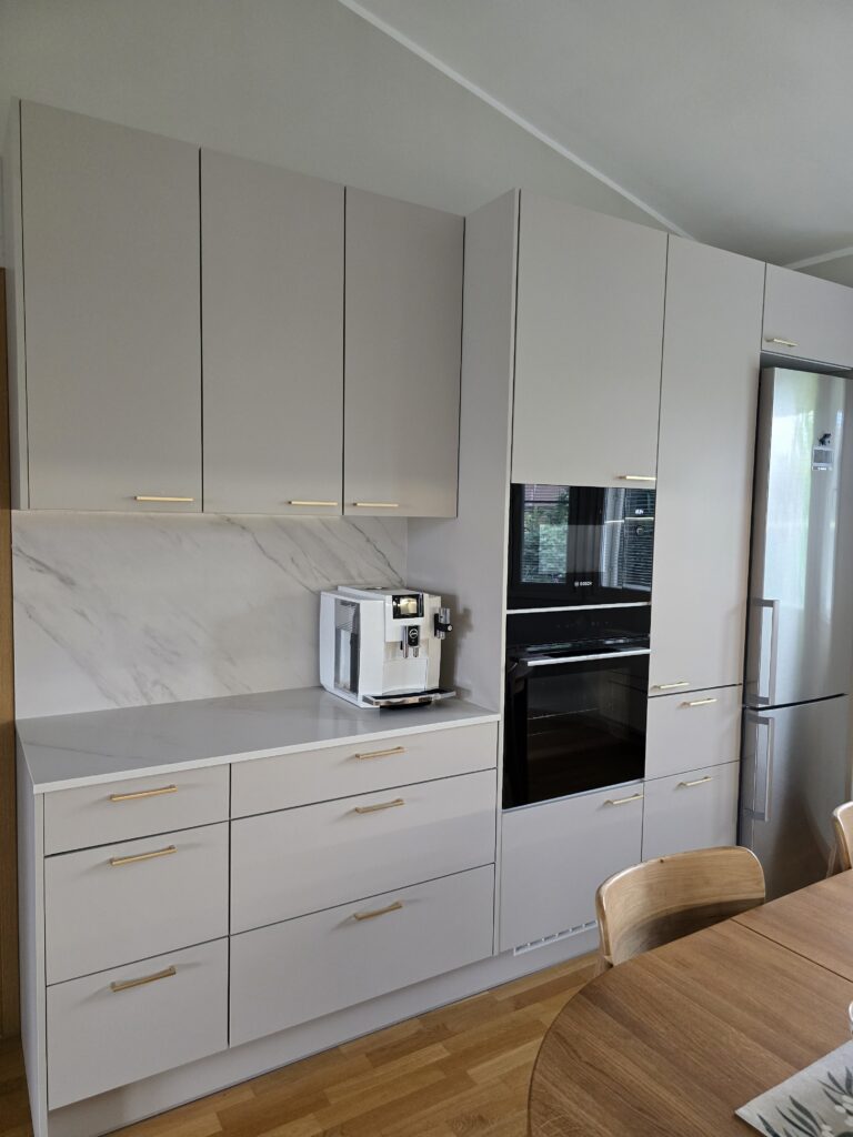 Keittiökalusteet Brosmerk